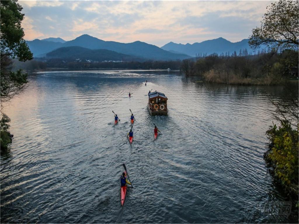 Yurong West Lake Cottage Resort Hotel Hangzhou Exterior photo