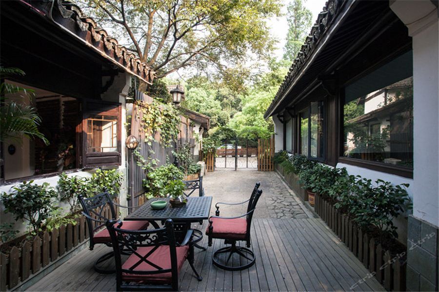 Yurong West Lake Cottage Resort Hotel Hangzhou Exterior photo